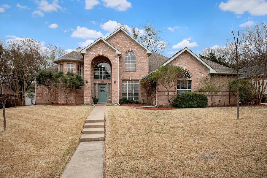 912 Lazy Grove Court, Cedar Hill, TX 75104