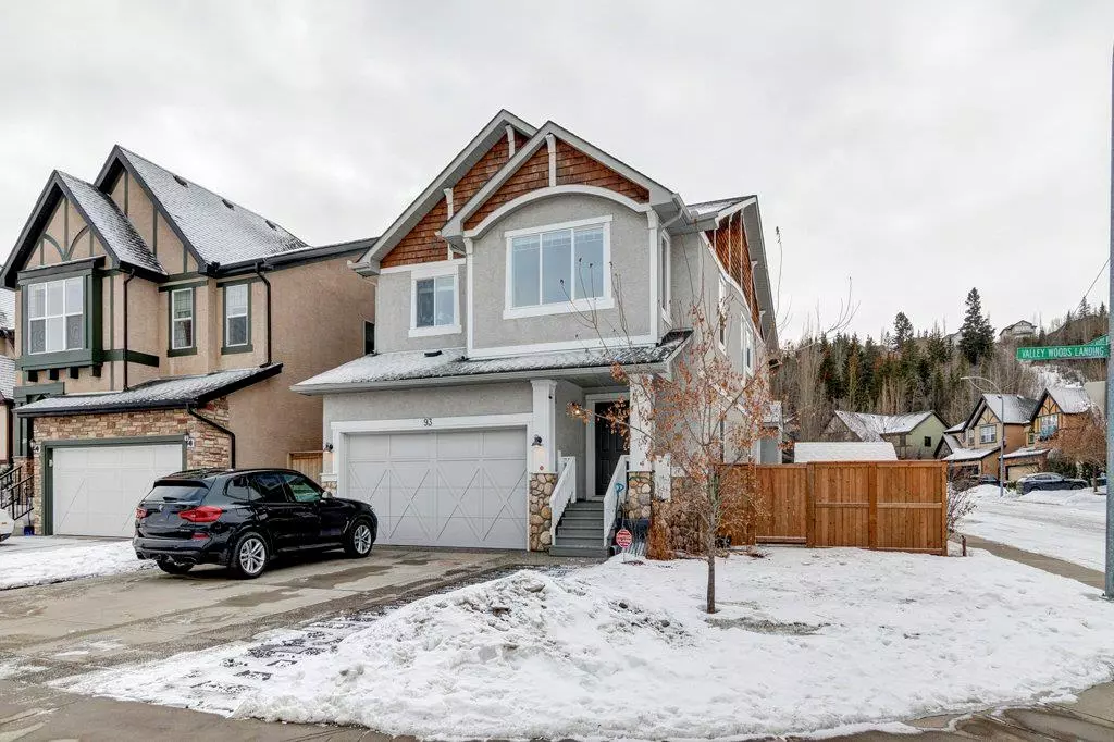 Calgary, AB T3B 6A4,93 Valley Woods LNDG NW