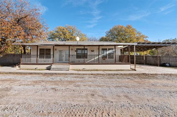 101 Duck Street, Bridgeport, TX 76426