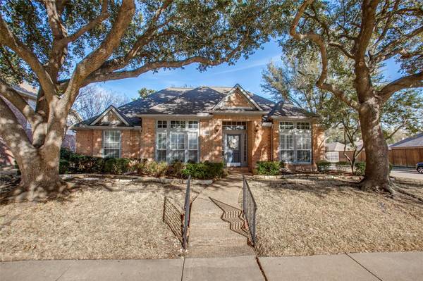 3002 Carla Drive, Rowlett, TX 75088