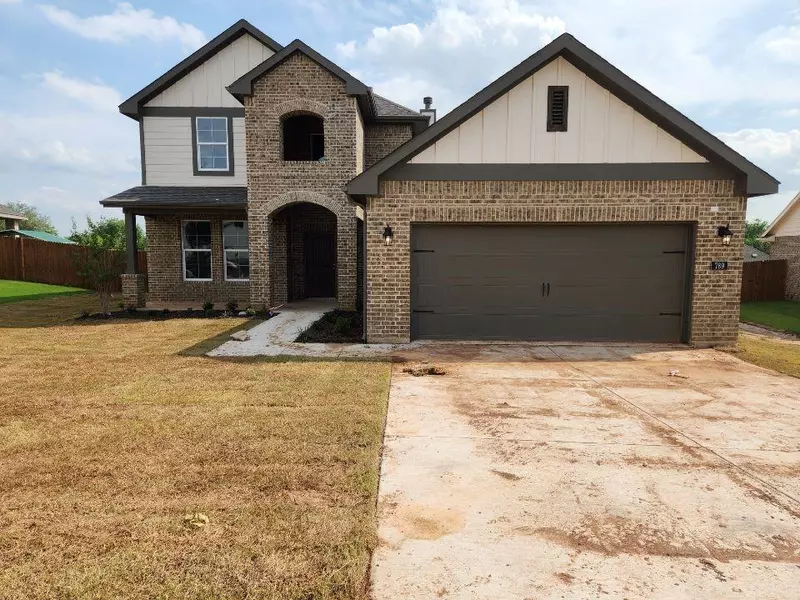 789 Feather Edge Drive, Springtown, TX 76082