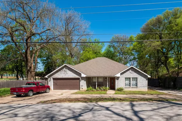 211 Ashford Lane,  Midlothian,  TX 76065