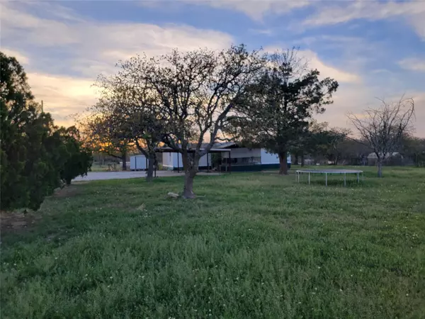 151 County Road 472, Brownwood, TX 76801