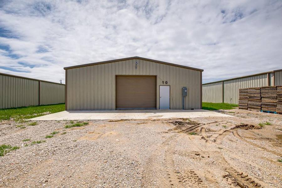 9668 HWY 175 #9, Kaufman, TX 75142