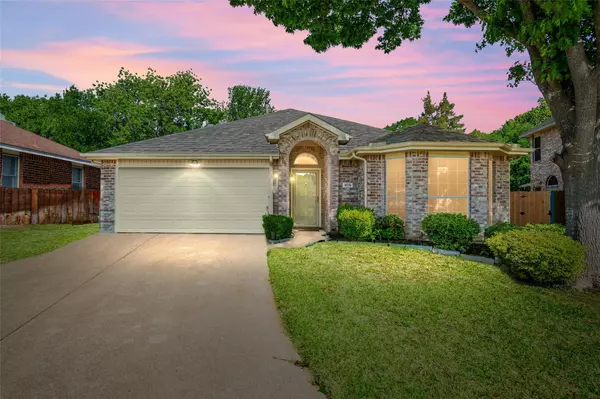 905 Mill Spring Drive, Garland, TX 75040