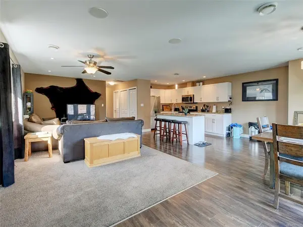 Langford, BC V9B 6H3,674 Goldie Ave