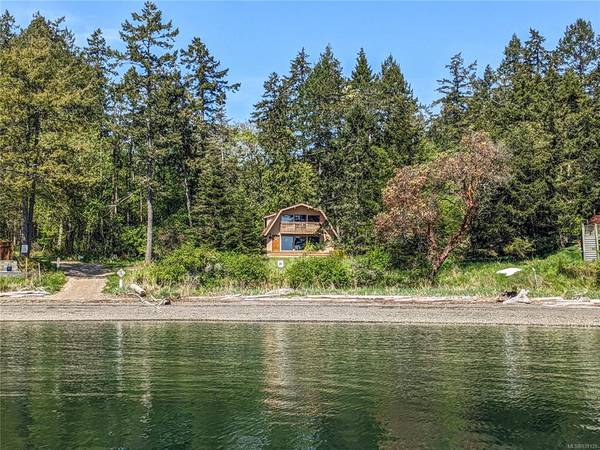 1 mckenzie Cres,  Piers Island,  BC V8L 5Y7