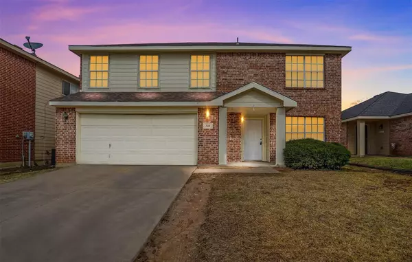 344 Blairwood Drive, Fort Worth, TX 76134