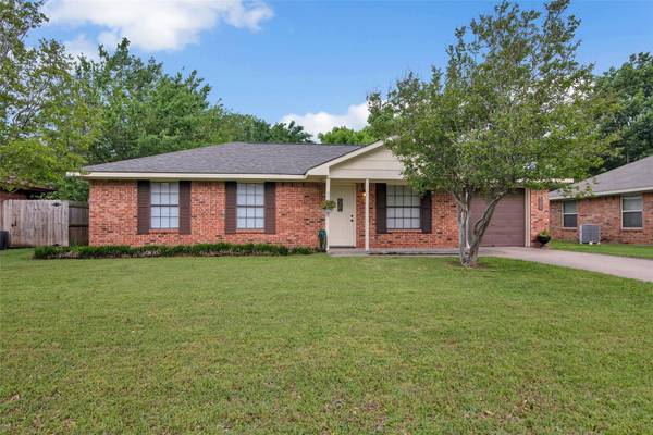 721 Park Place, Whitesboro, TX 76273