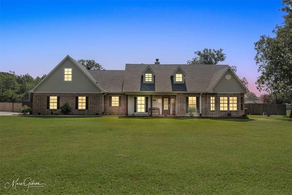 10933 Sunrise Circle, Keithville, LA 71047