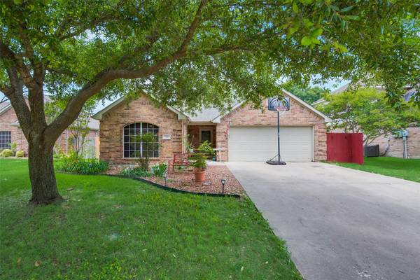 133 Lexington Drive, Terrell, TX 75160