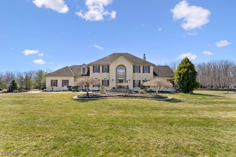 9 Sugar Loaf Hl, Millstone Twp., NJ 08510