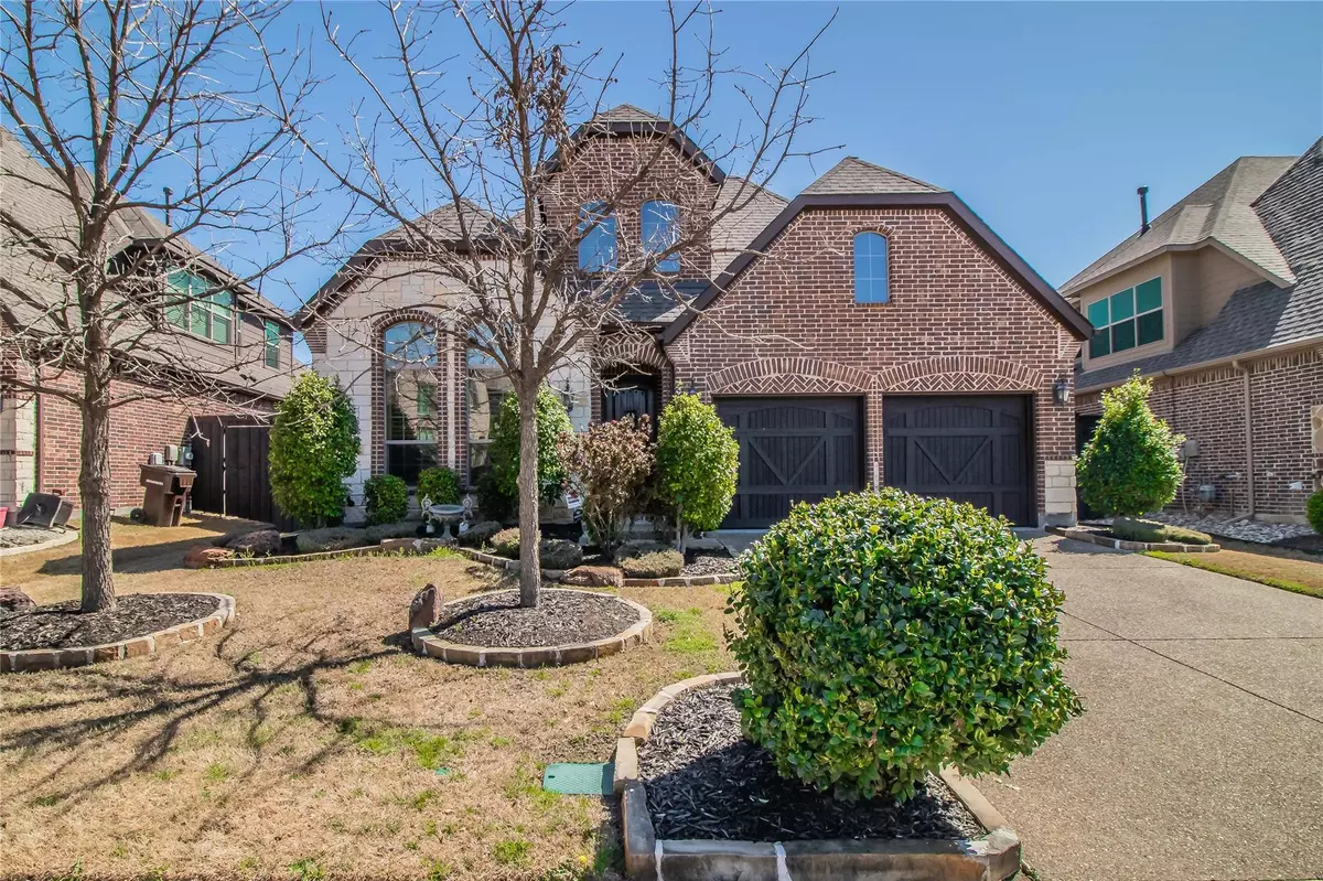 Plano, TX 75024,8208 Oakwood Drive