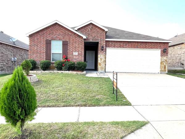 2409 Gelbray Place, Fort Worth, TX 76131