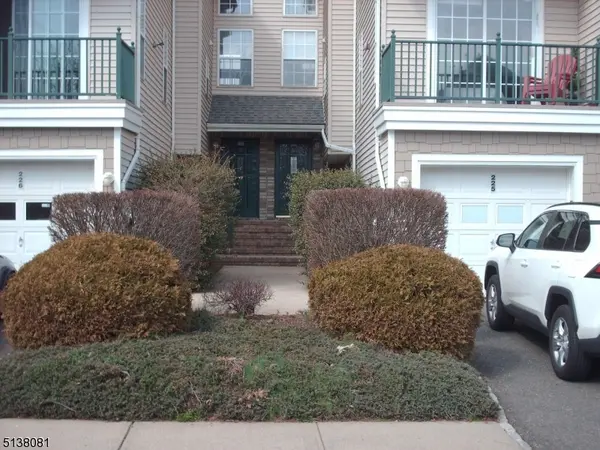 205 Tomahawk Ct, Montgomery Twp., NJ 08502