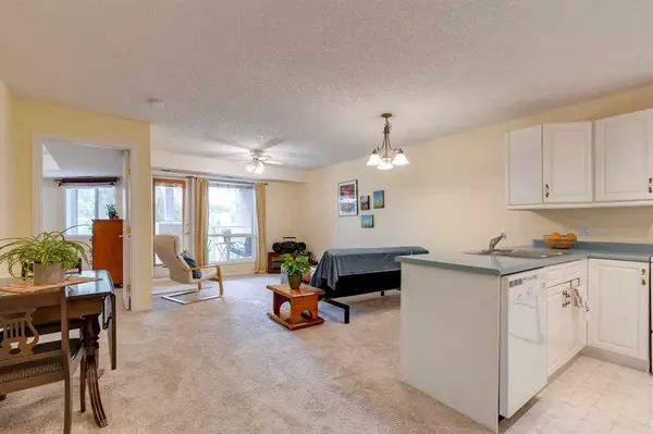 Calgary, AB T3H 3L9,1818 Simcoe BLVD SW #3150