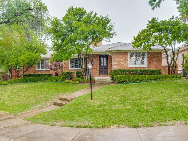 9560 Heatherdale Drive, Dallas, TX 75243