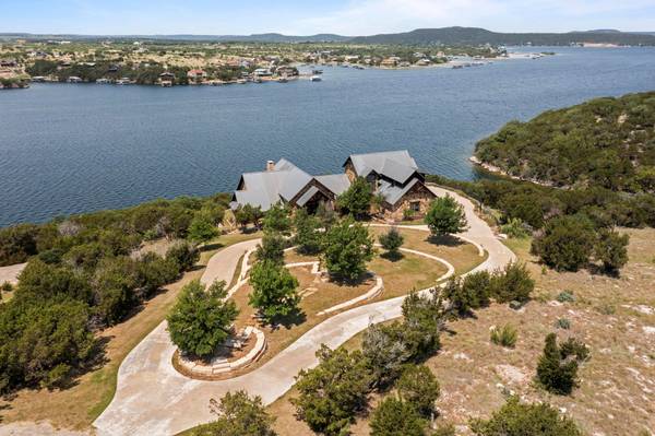 1030 Lakeview Point Drive, Graford, TX 76449