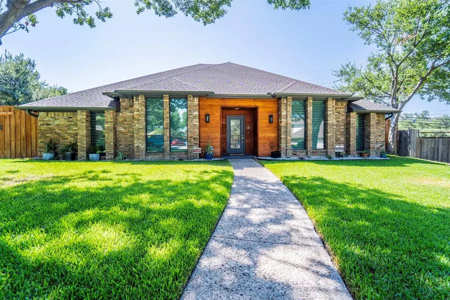 10014 Bridgegate Circle, Dallas, TX 75243