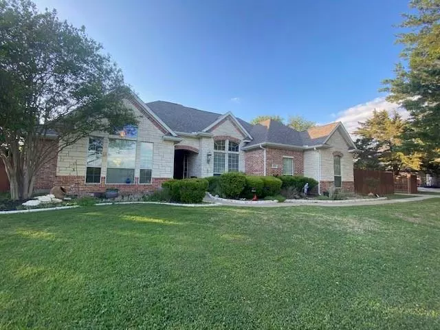 4841 Monroe Drive, Midlothian, TX 76065