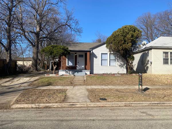 611 E Sycamore Street,  Sherman,  TX 75090