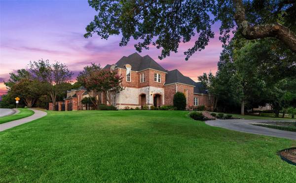 1605 Kings Court, Southlake, TX 76092