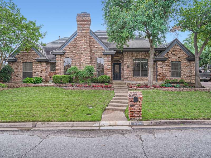 2008 Misty Creek Drive, Arlington, TX 76017