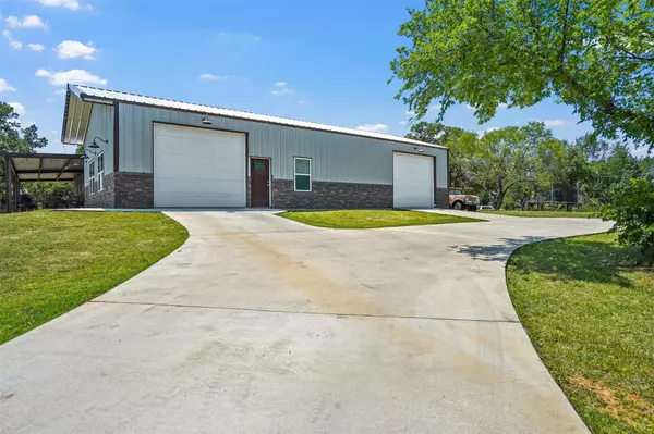 Burleson, TX 76028,716 Hunting Brook Court