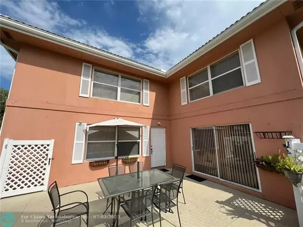 West Palm Beach, FL 33409,1924 Stratford Way  #39D