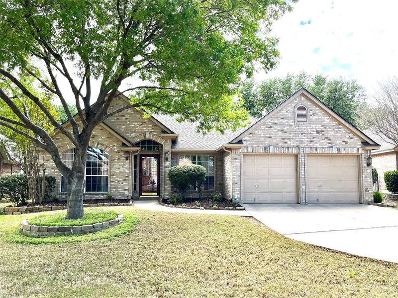 3644 Stone Creek Lane S, Fort Worth, TX 76137