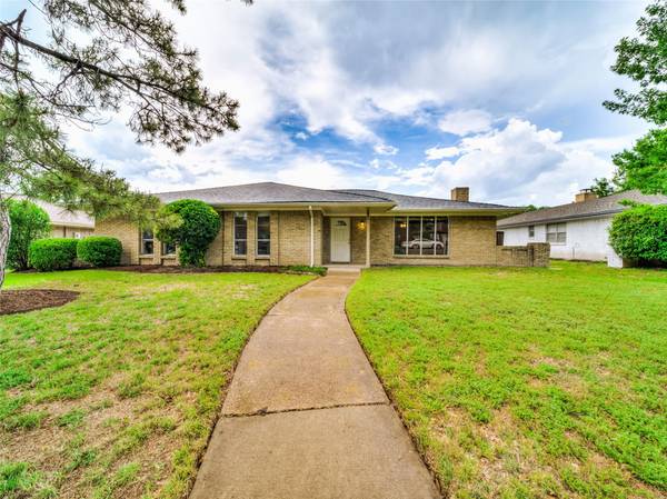 709 Rivercrest Boulevard, Allen, TX 75002