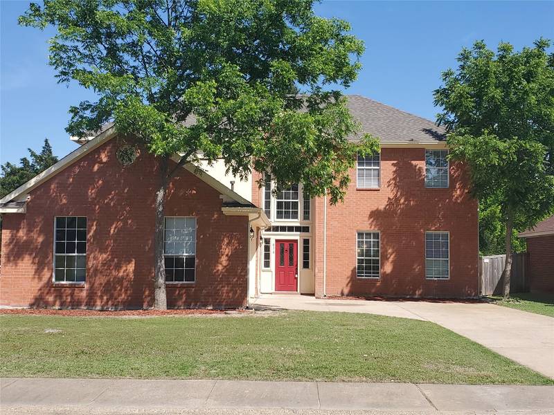 876 Windy Meadow Drive, Desoto, TX 75115