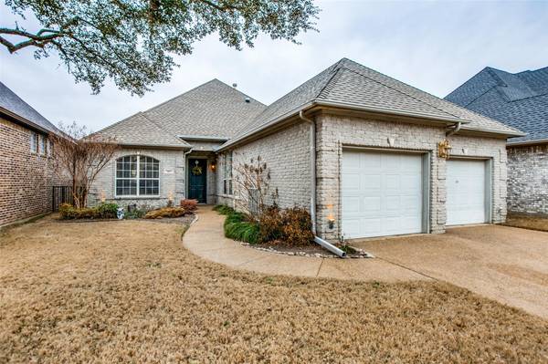 1861 Masters Drive, Desoto, TX 75115