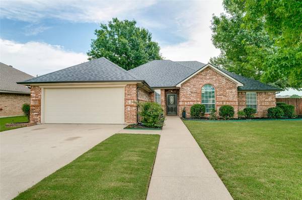 7000 Lonesome Oaks Drive, North Richland Hills, TX 76182