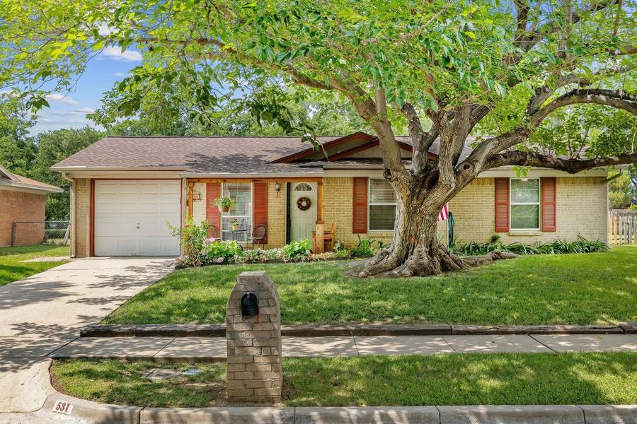 531 Ferguson Drive, Lewisville, TX 75057