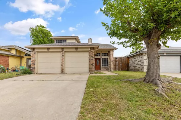 6702 Silver Sage Drive, Fort Worth, TX 76137