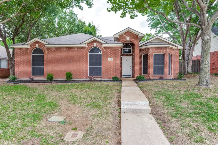 1316 Falcon Drive, Lewisville, TX 75077