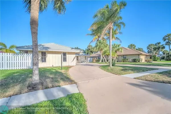 Palm Beach Gardens, FL 33410,12894 N Normandy Way