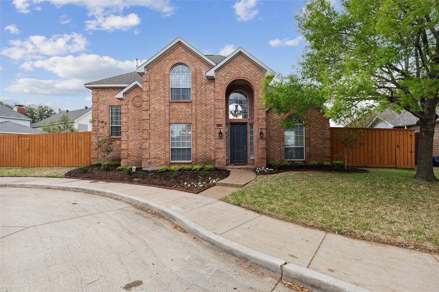 5828 Covehaven Drive, Dallas, TX 75252