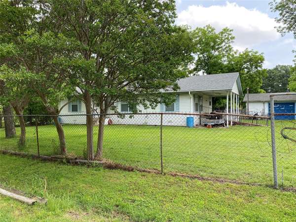 10173 Panowaka,  Wills Point,  TX 75169