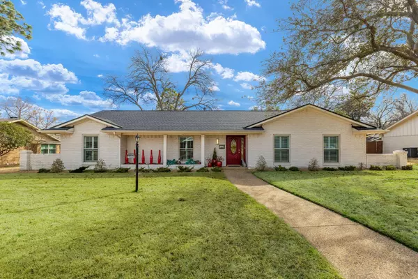 4808 Thunder Road, Dallas, TX 75244