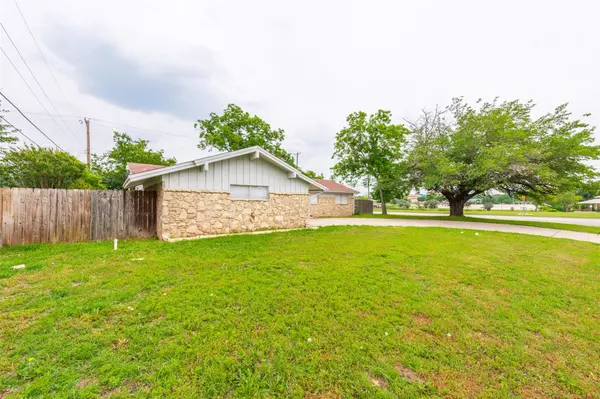 White Settlement, TX 76108,500 S Kate Street