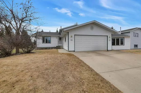 Sylvan Lake, AB T4S 1K1,34 Whitecap Close