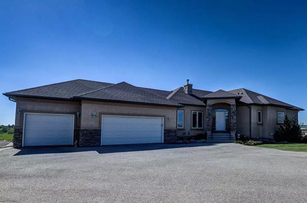 Okotoks, AB T1S 1A2,340002 2 ST E