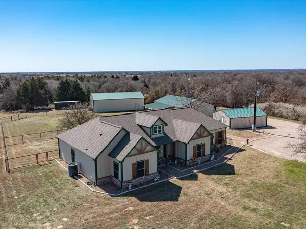 Montague, TX 76251,537 Paddack Road