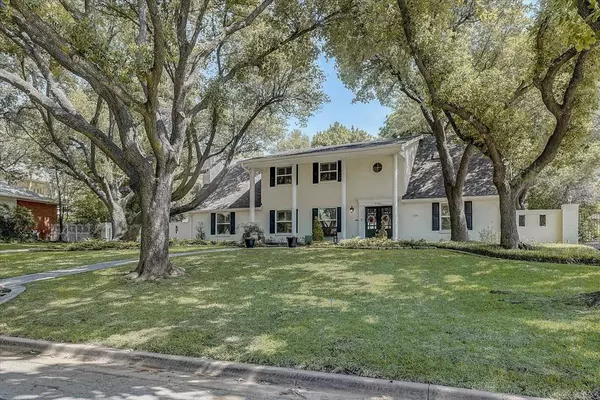 3706 Wedgewood Court, Arlington, TX 76013