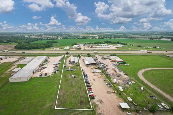 Palmer, TX 75152,8250 N Interstate 45