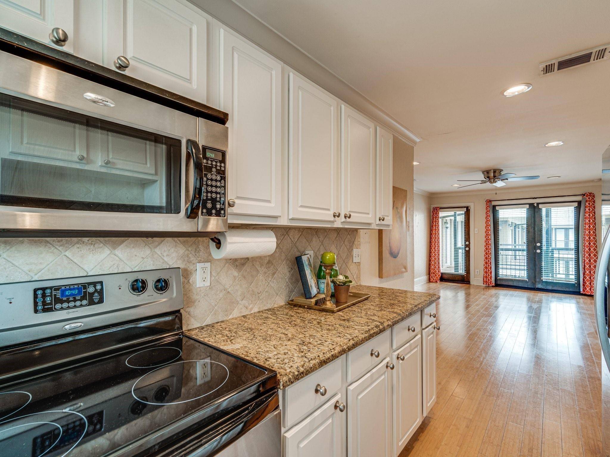 7770 Meadow Road #204, Dallas, TX 75230