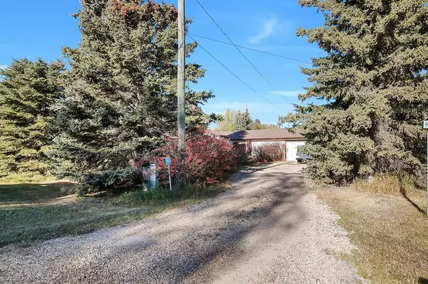 Linn Valley, AB T4S 2A9,39026 Range Road 275 #61