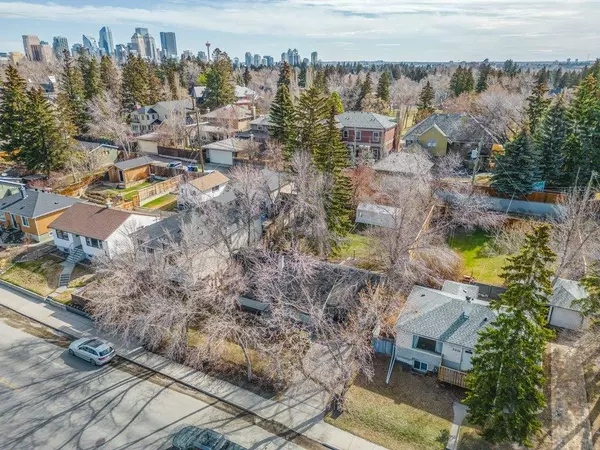 Calgary, AB T2T 3V4,2816 14 ST SW